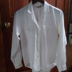 G.H. Bass & Co Textured Stripe Button-down